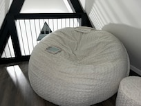 Such a cozy area in the loft!