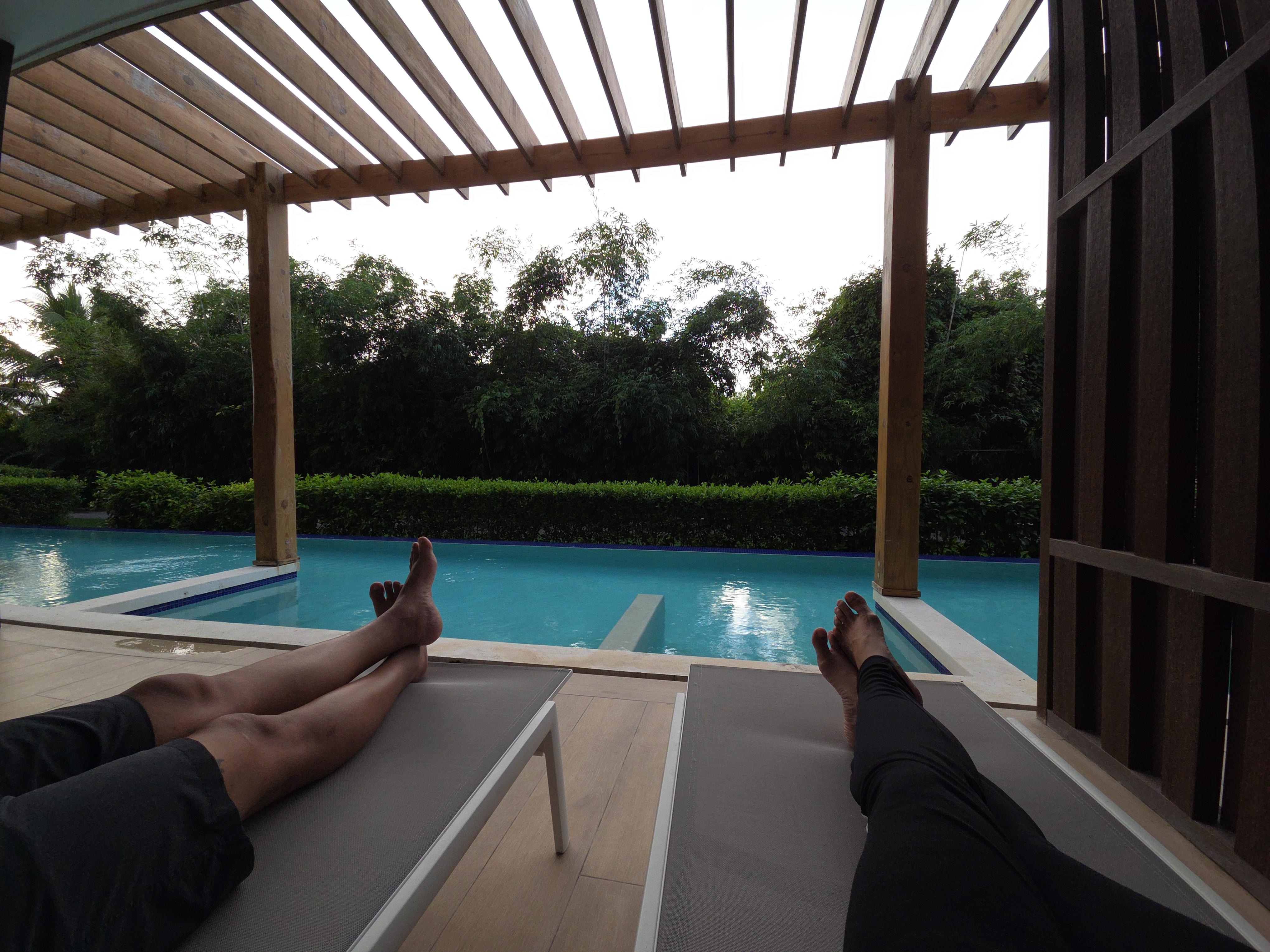 Habitación con acceso a piscina