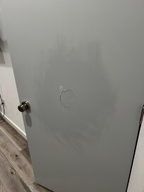 Master closet door ârepairâ