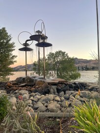 View from across the street- easy access to Osoyoos Lake