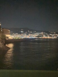 部屋からの夜景がらオーシャンビューで夜景が綺麗でした。