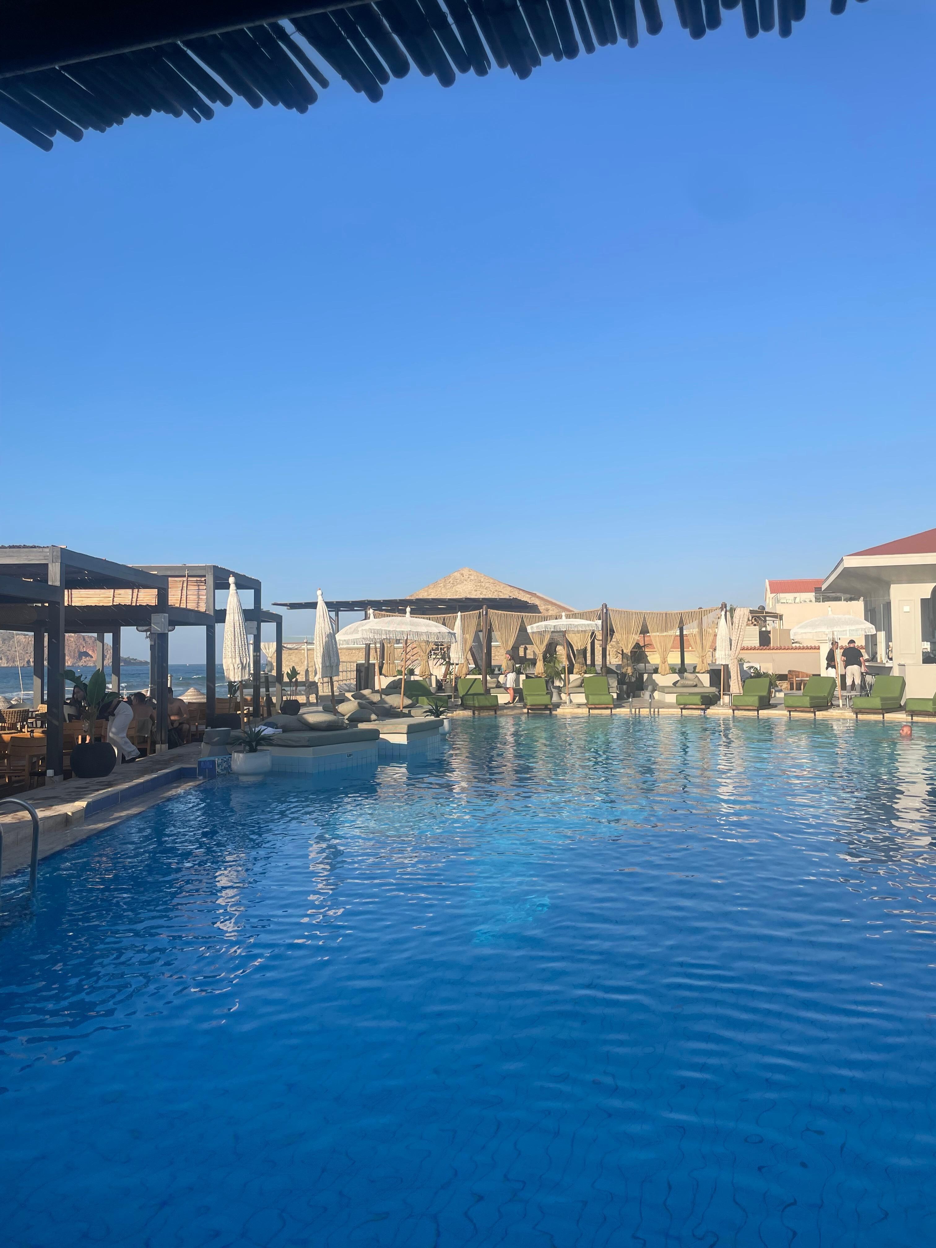 Hotel-affiliated pool club