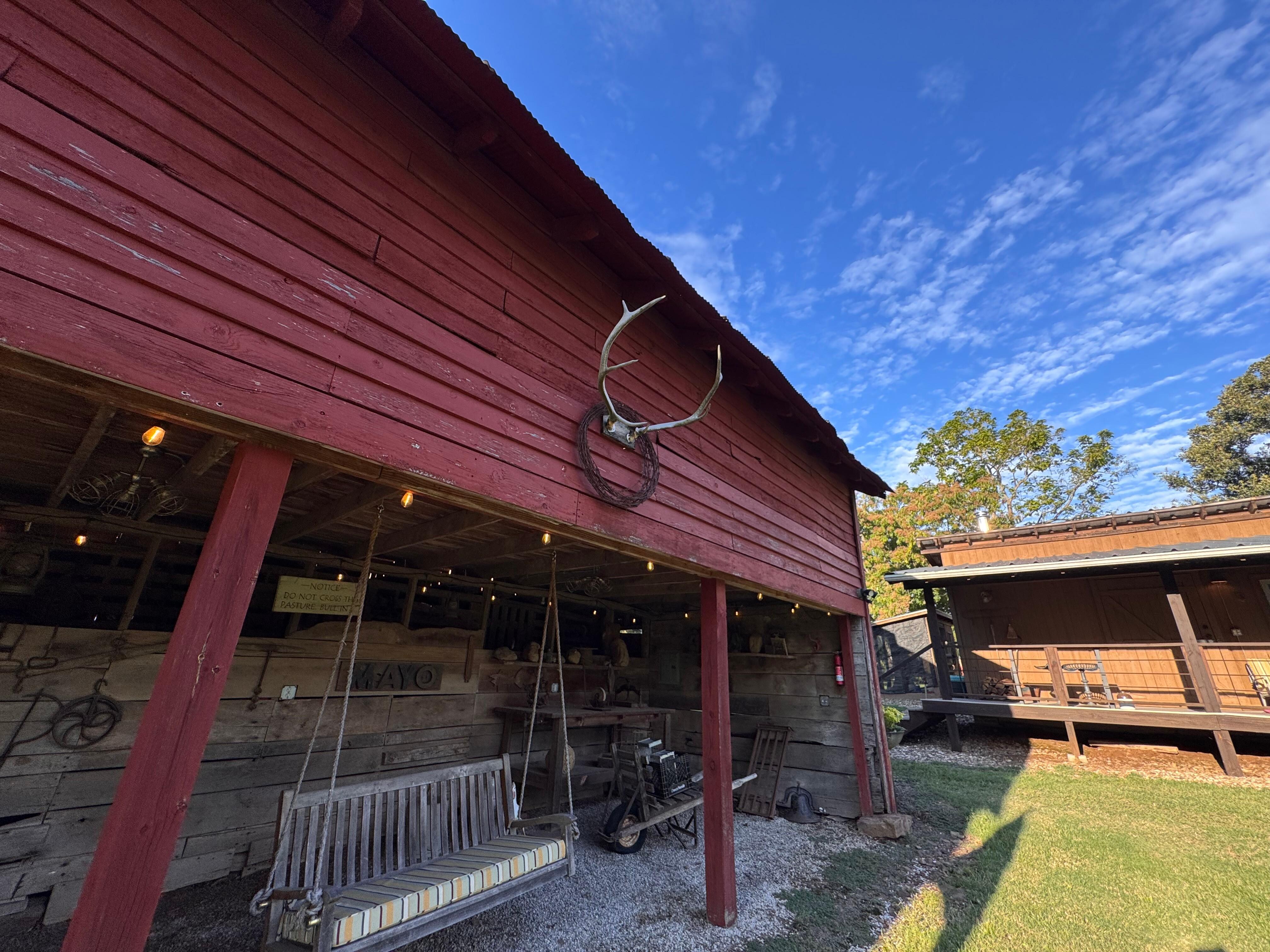 The barn with a wonderfully relaxing swing 