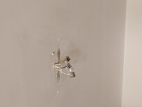 Fil électrique non protégé