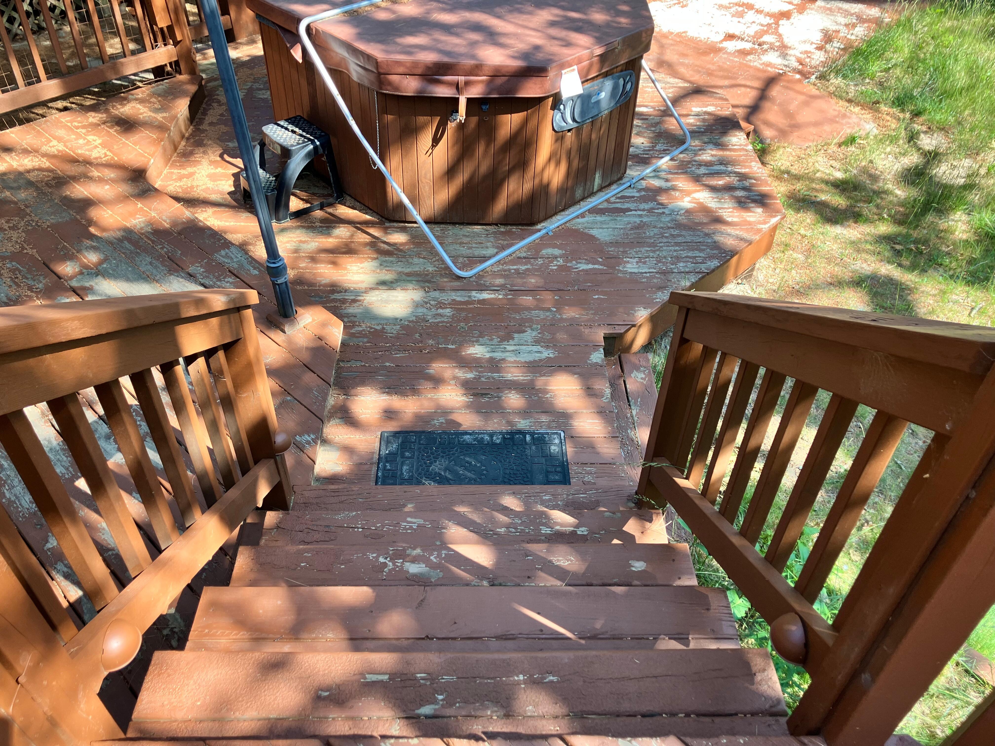 Deck very worn 
