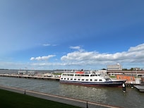 Picture of Lake Erie taken from the balcony.