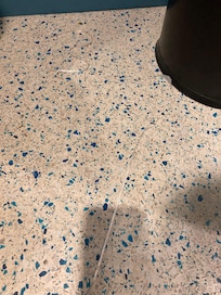 Dental floss from previous guest