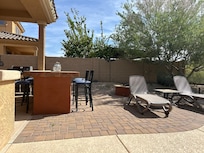 Bar/bbq area