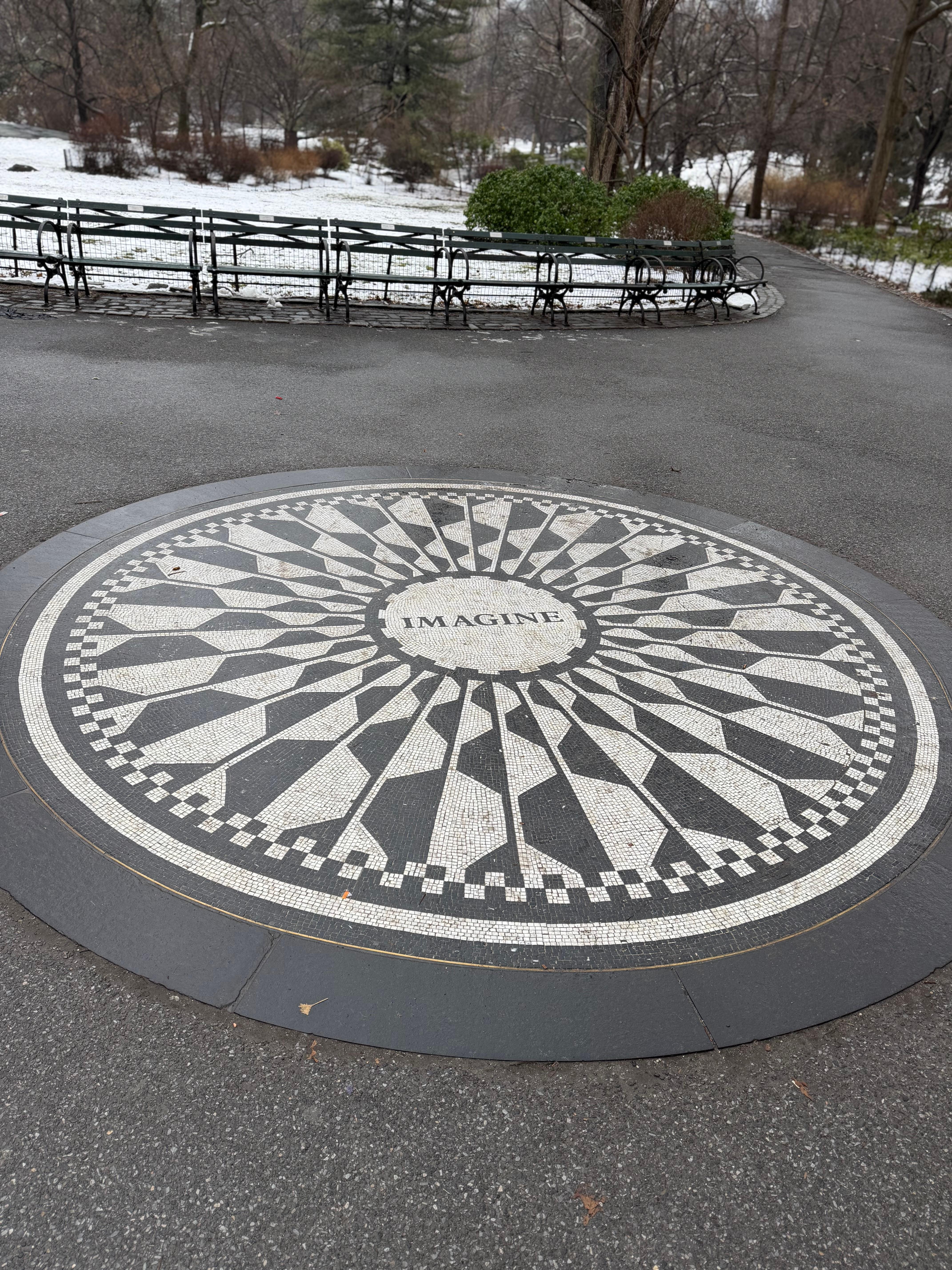 The Hotel offers a complimentary guided city walking tour which was excellent.