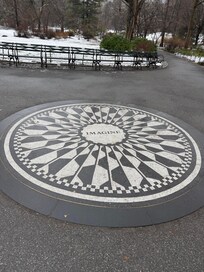 The Hotel offers a complimentary guided city walking tour which was excellent.