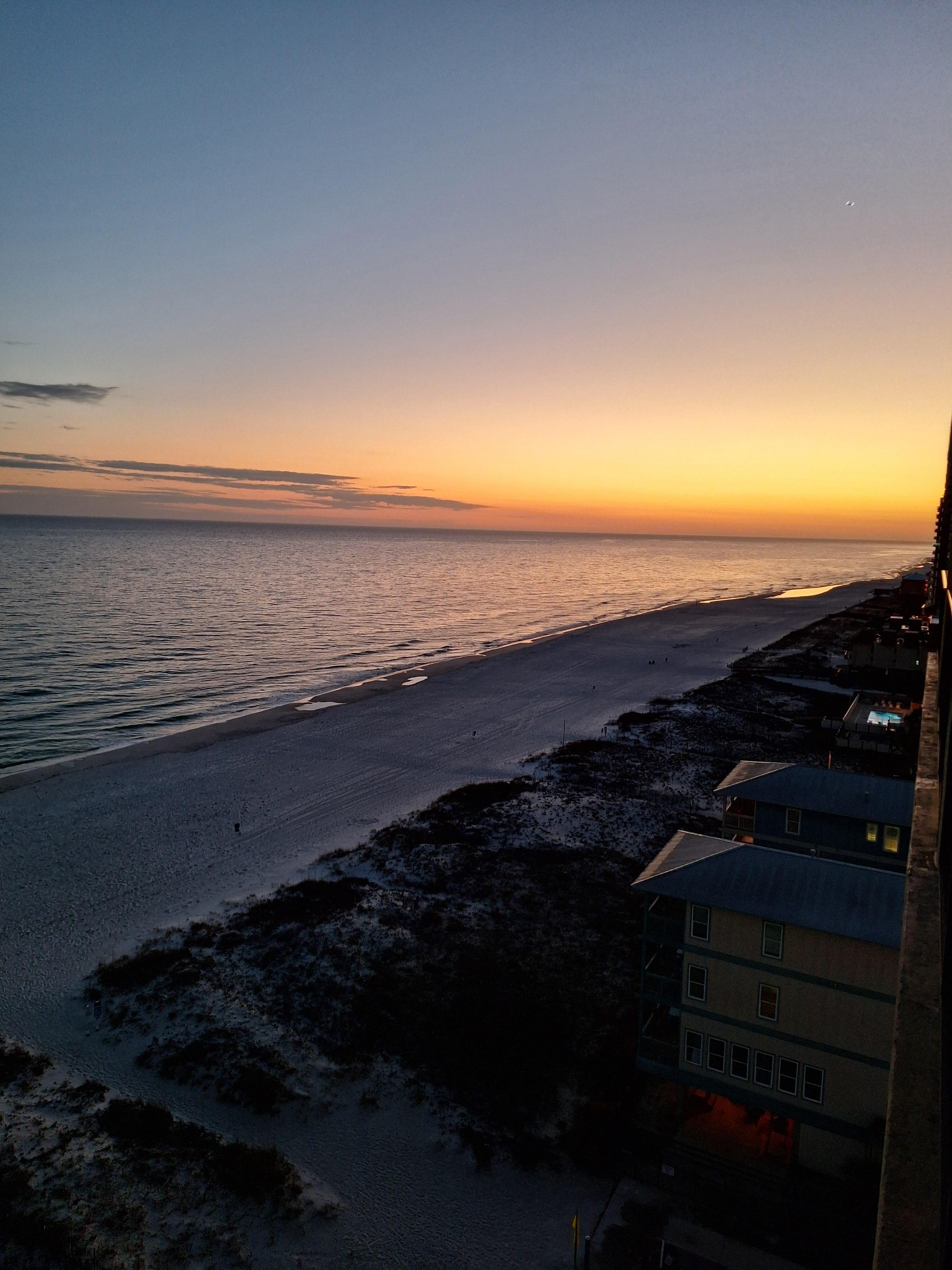Beautiful views from balcony! And the sound of the waves..it is truly wonderful!