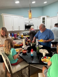 Plenty of space in the kitchen!