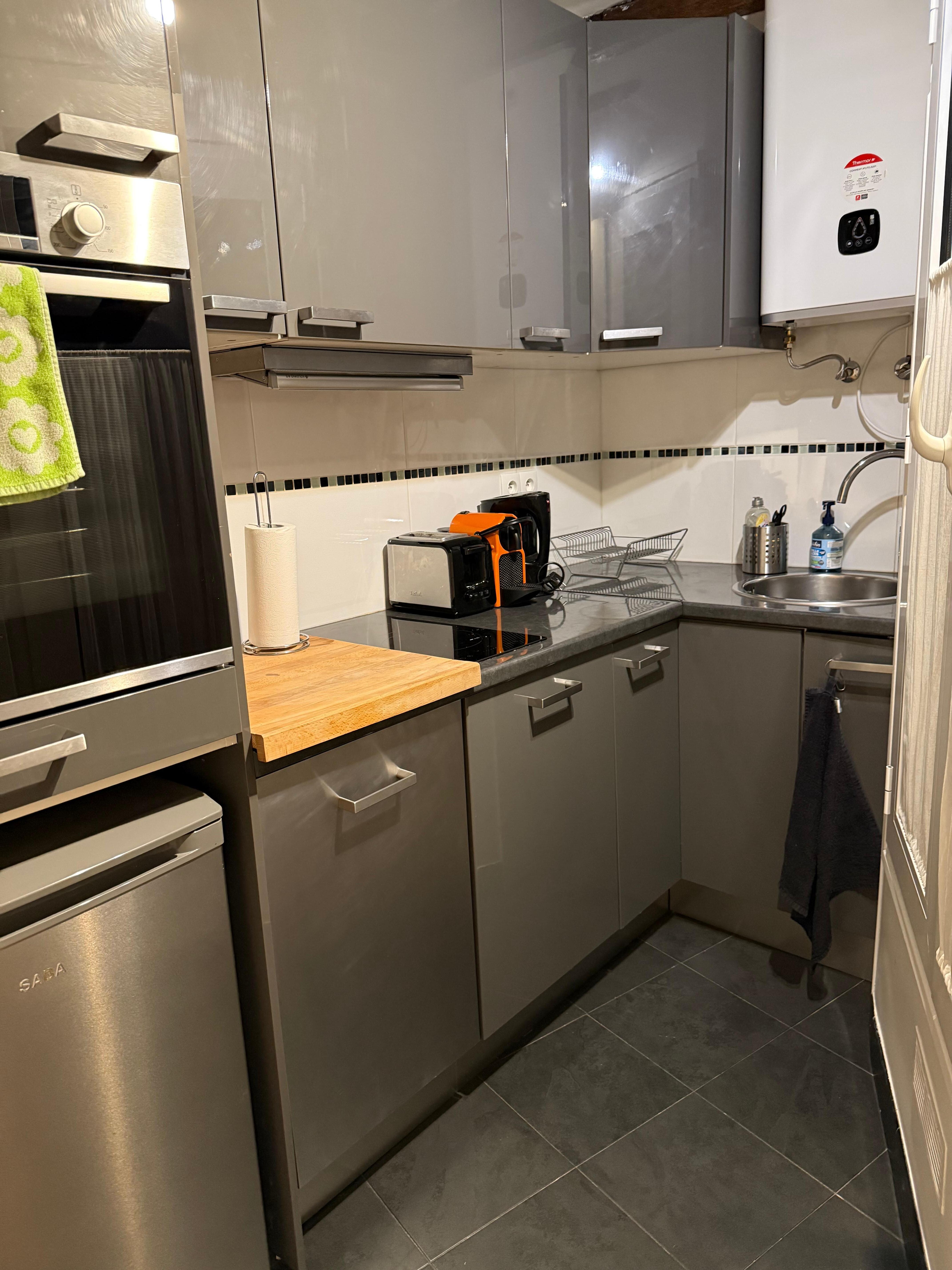 Efficiency kitchen