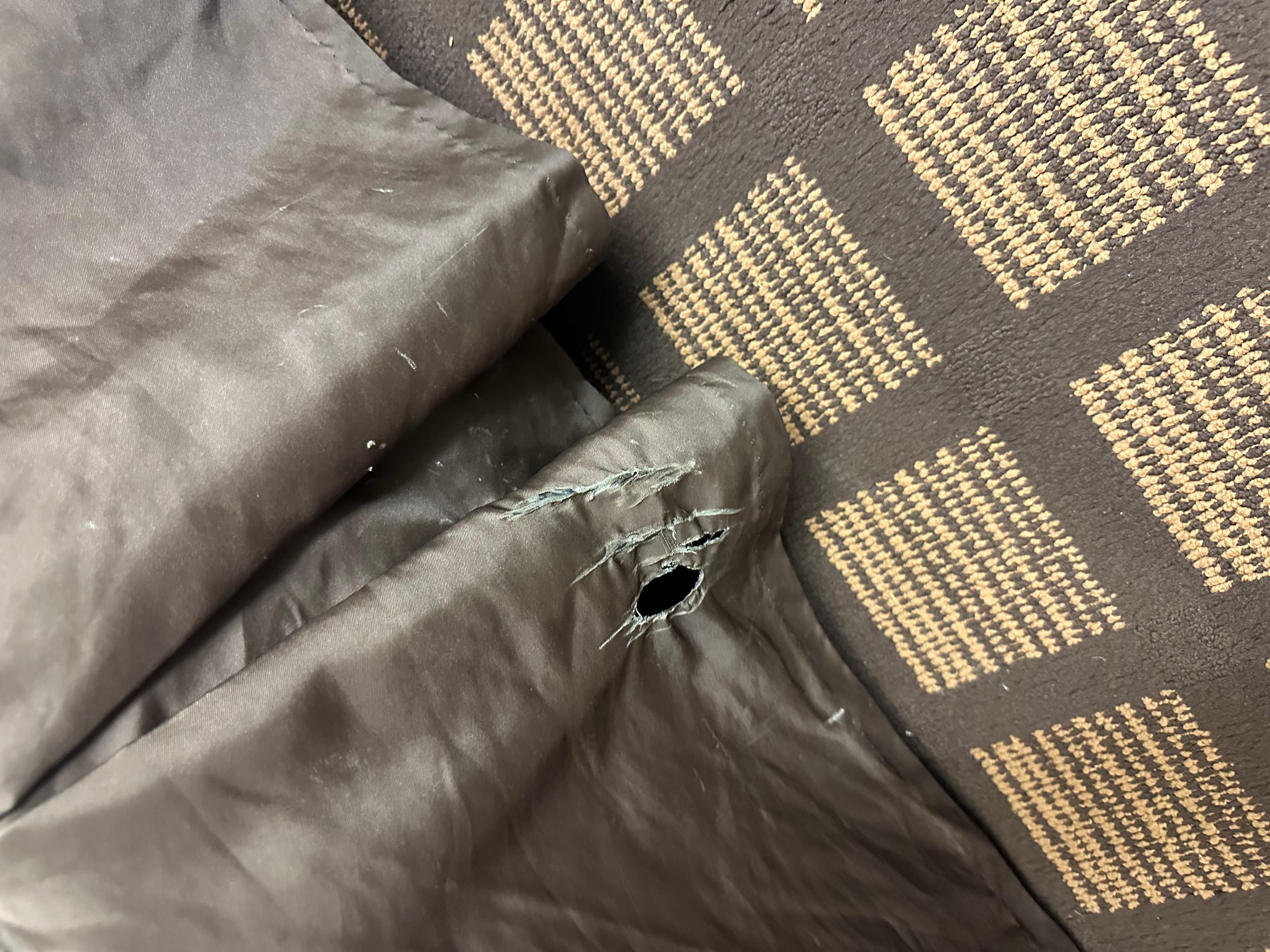 Skirt of the bed