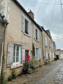 Eingang zur Wohnung von der Straßenseite