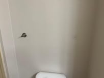 I guess the reason we only had 1 towel on the sink was because the towel rack was broken ?