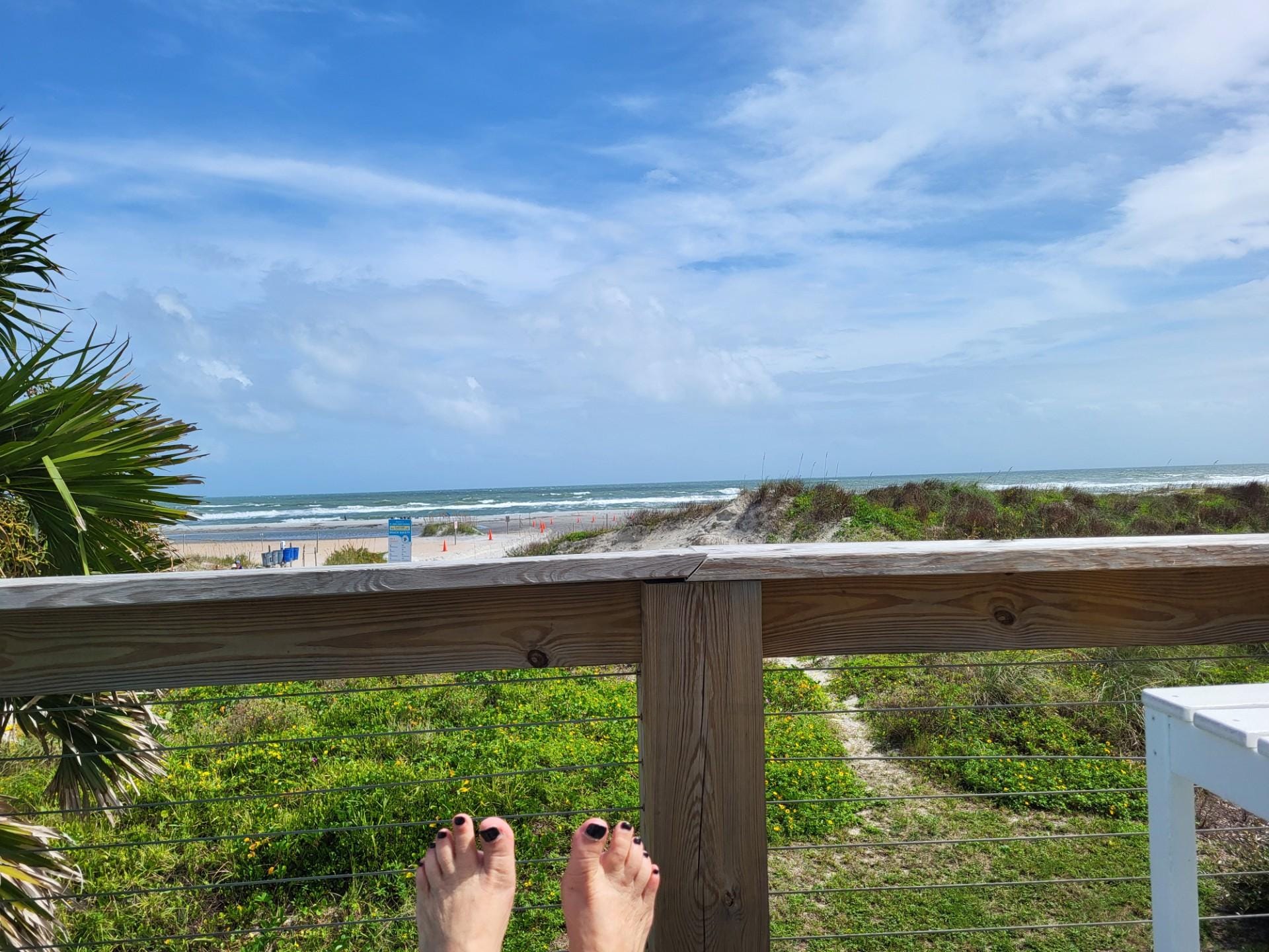 Just vegging on the upper deck.