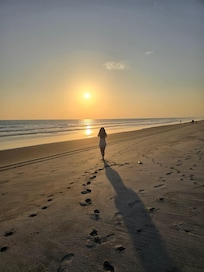 Hermosa playa, se camina poco al menos 2 cuadras.