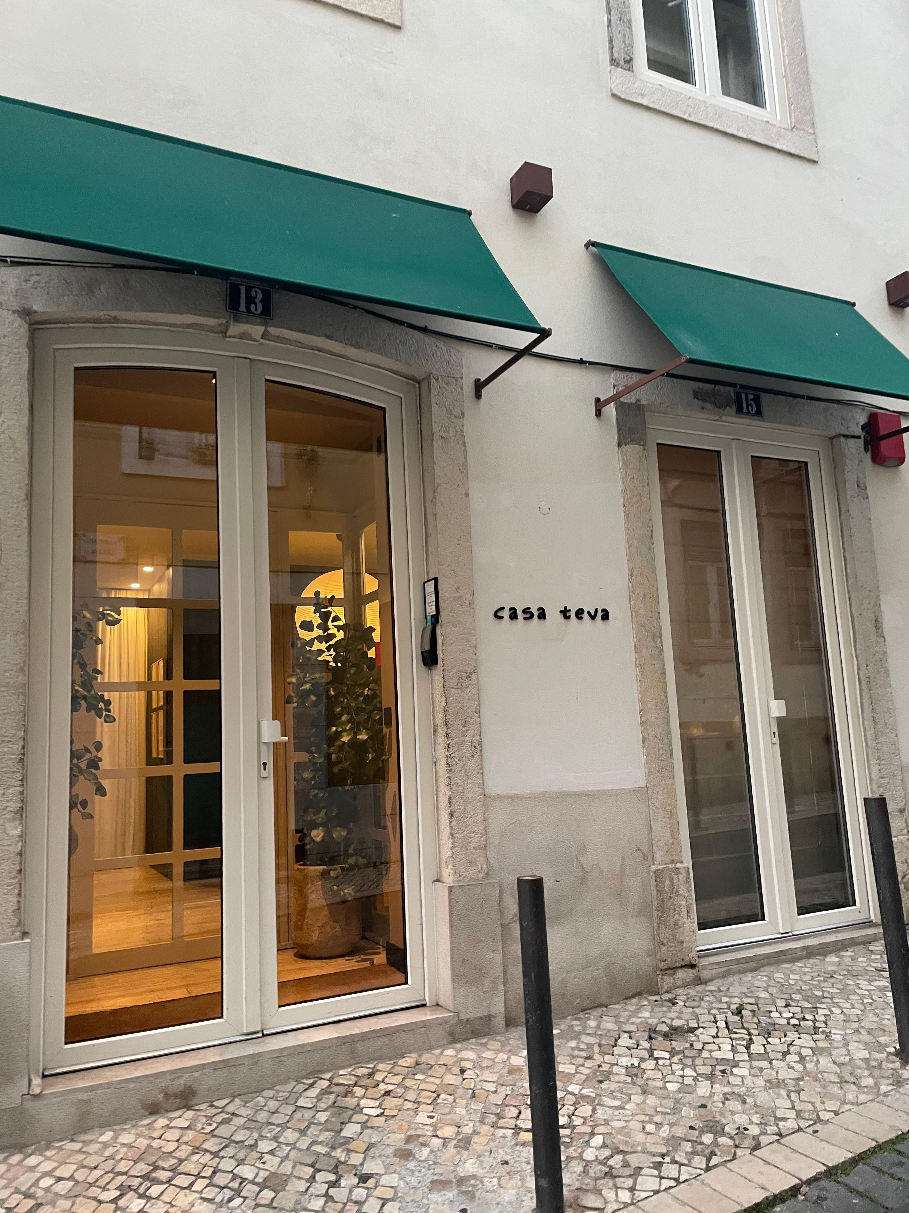 Front view of property 