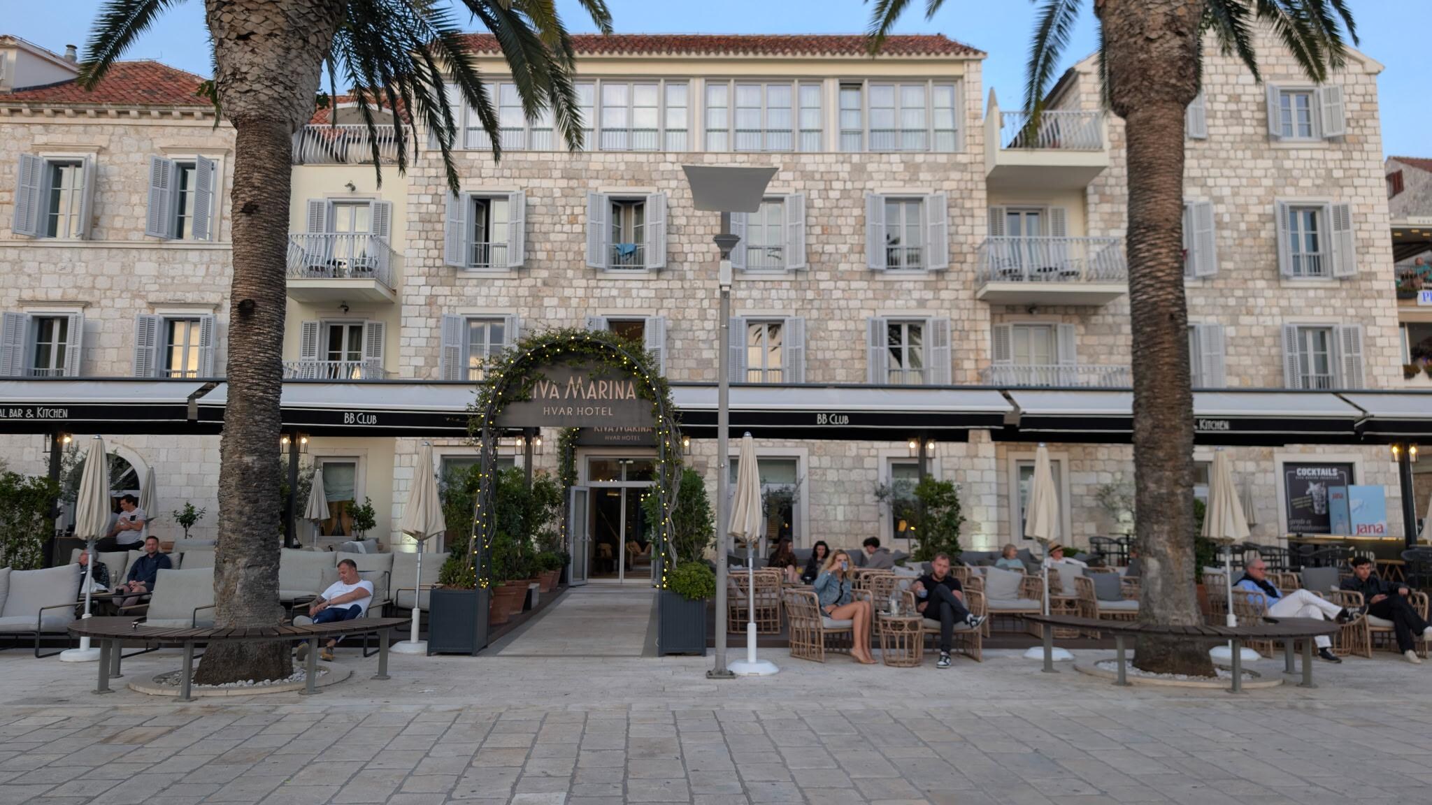 The hotel 
