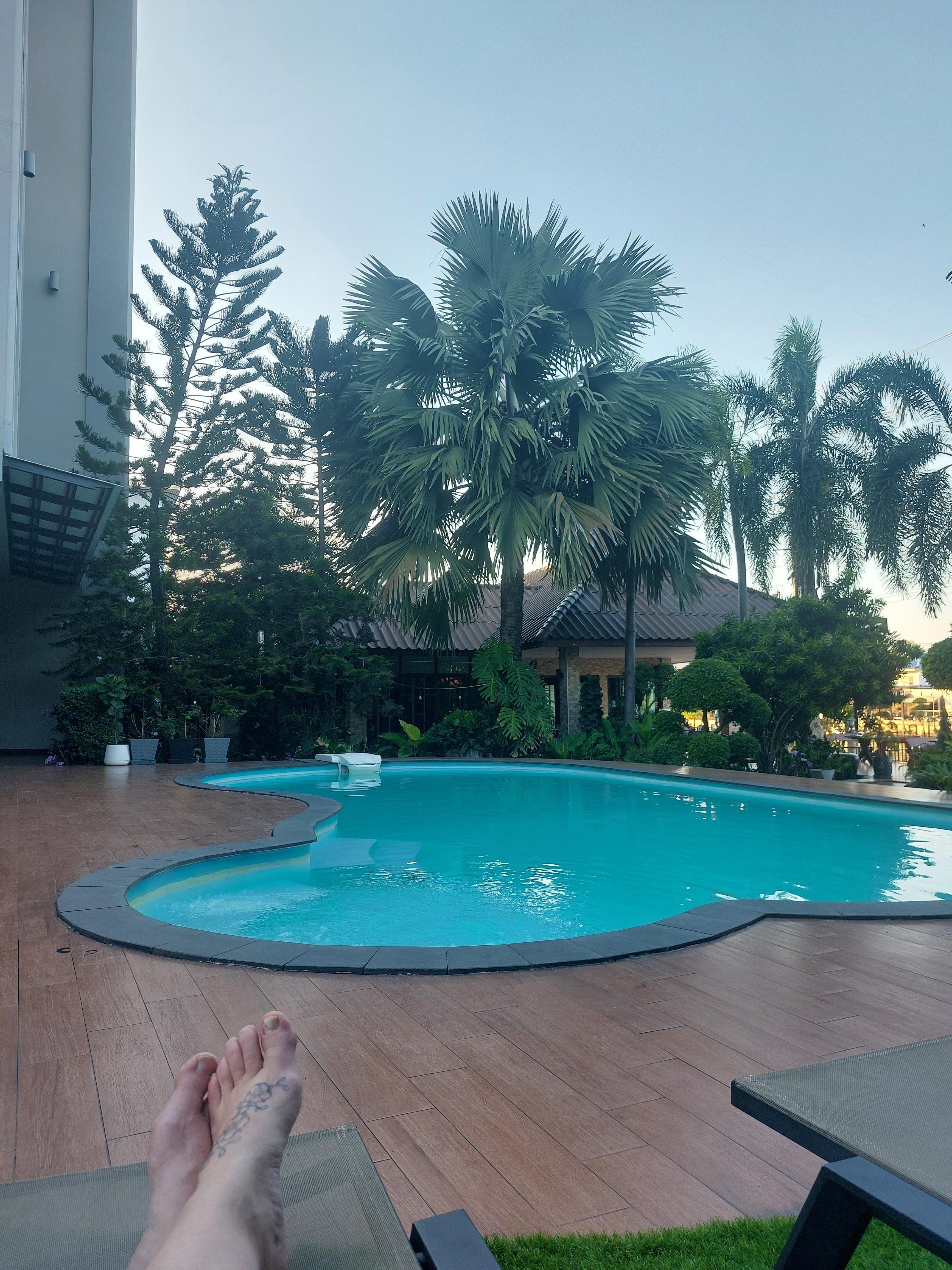 Liten pool med MKT kallt vatten ...