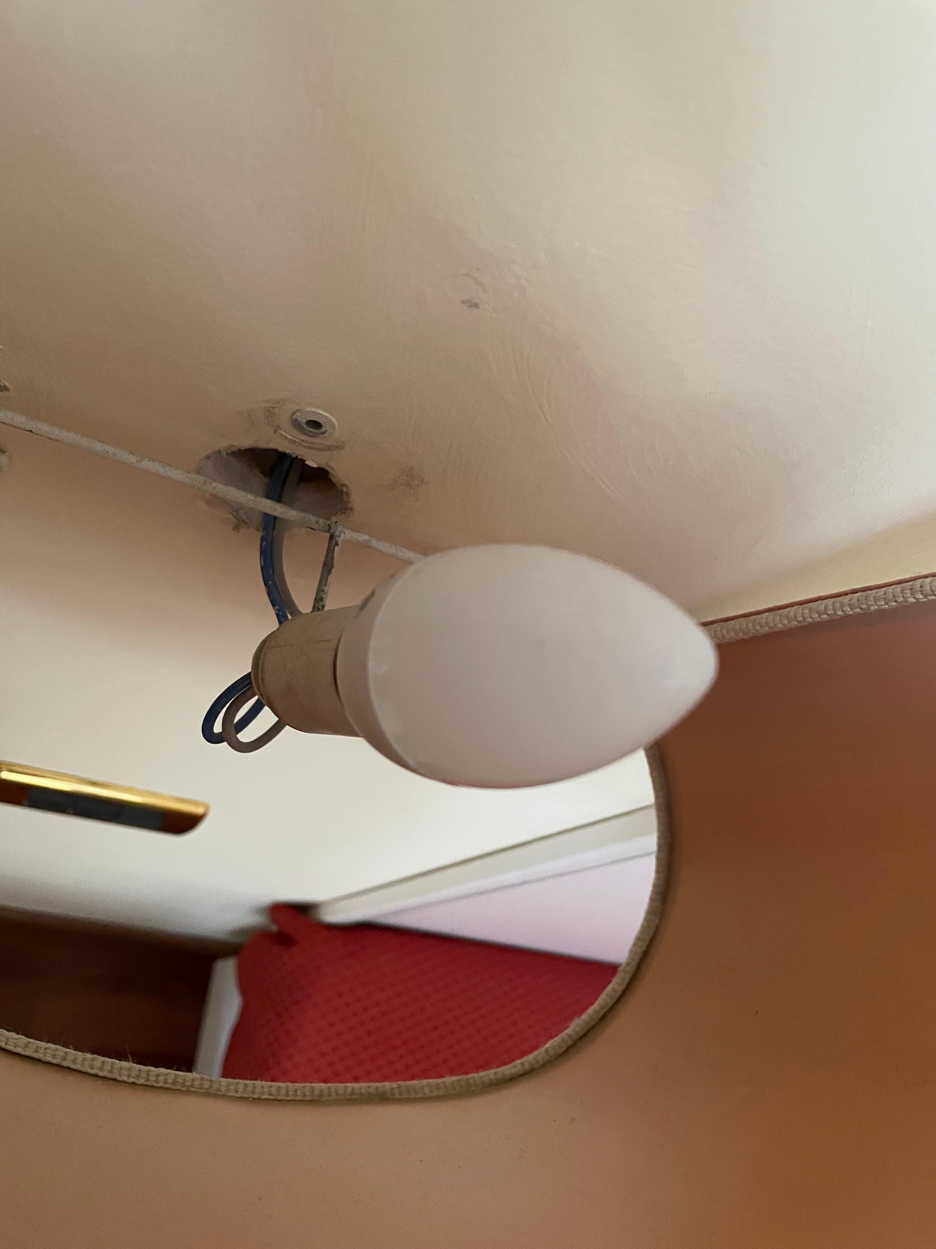 Light fitting