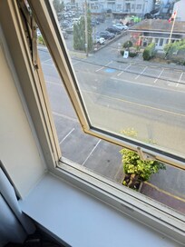 This was how the first room window was when we walked in, it actually was able to open more!(4th floor)