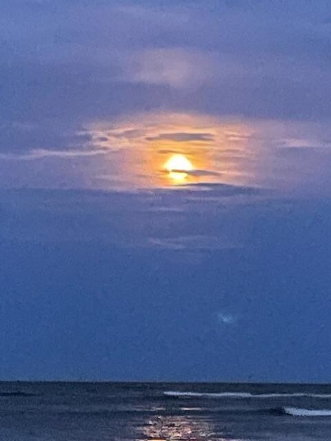 Moonrise at the inlet
