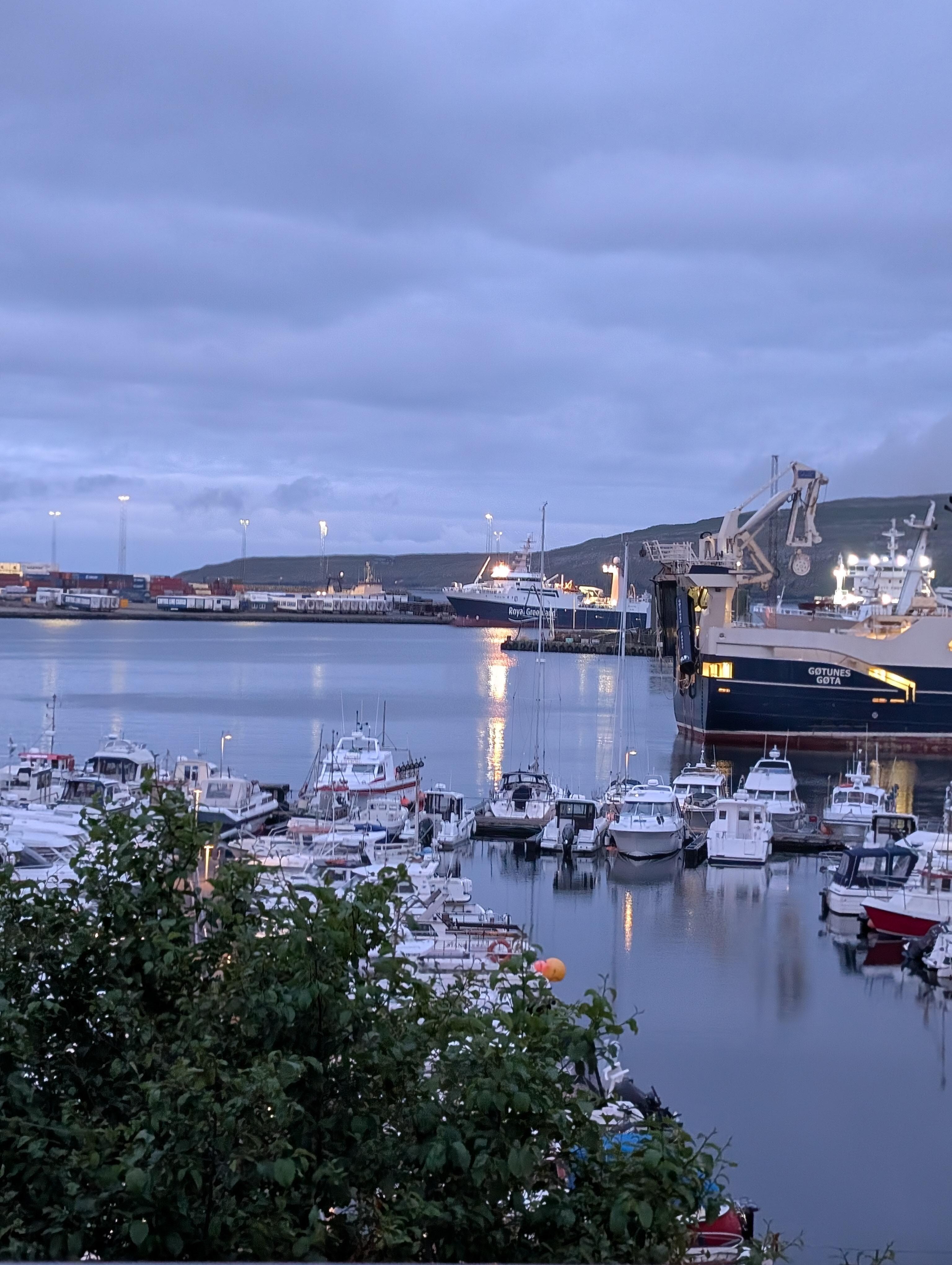 Great view of the harbour from the deck.  Ahhh.  What a beautiful place