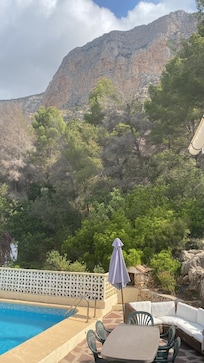 Vue depuis la piscine