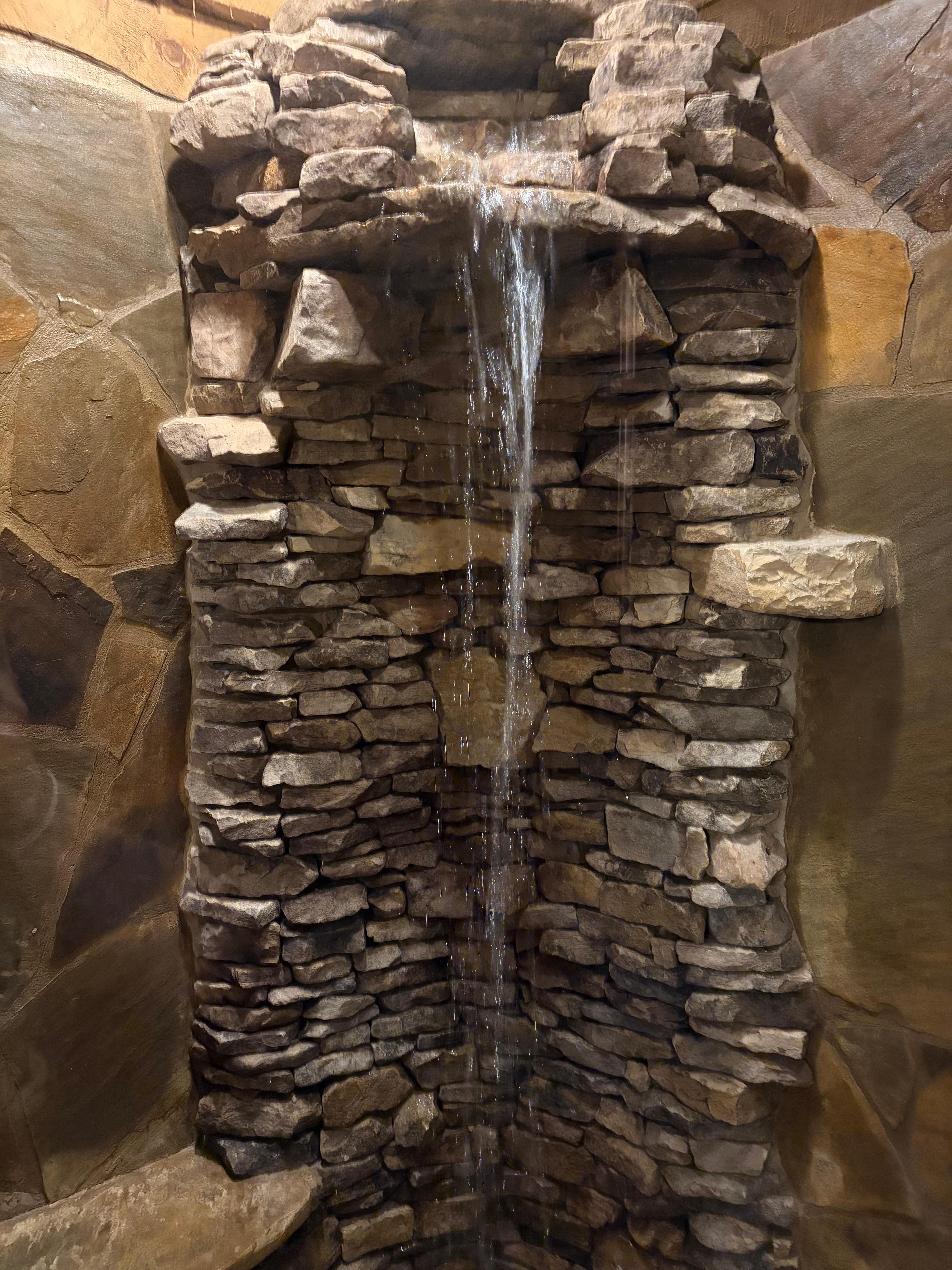 Great waterfall shower!!