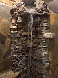 Great waterfall shower!!