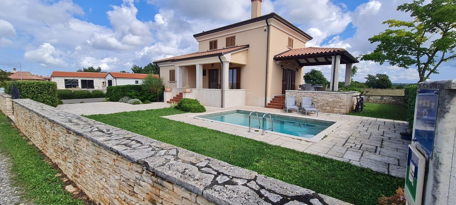 Schönes kleines Grundstück 