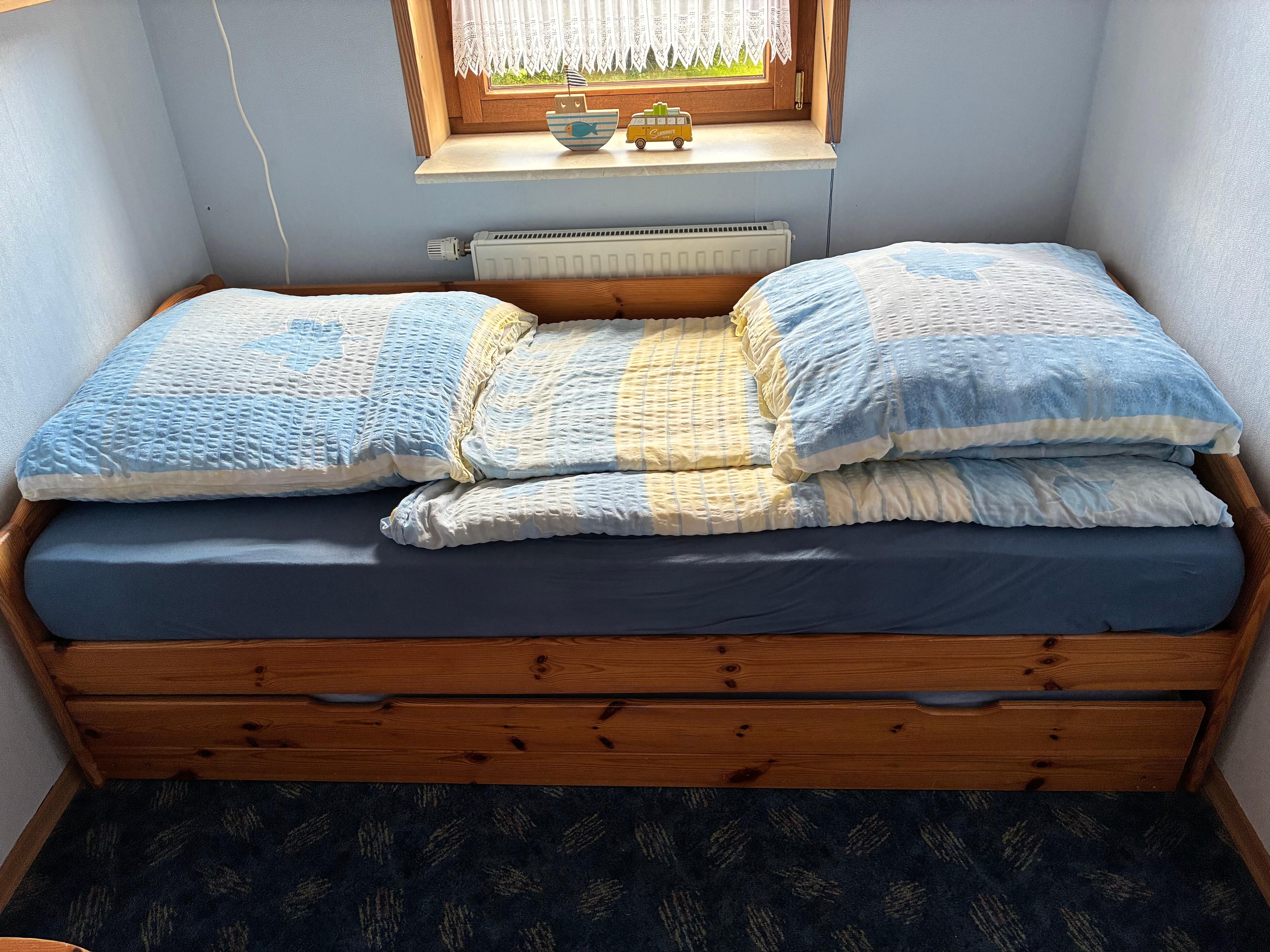 Kinderzimmer mit Zusatz Matratze 