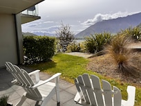 Beautiful view to watch the sunrise and drink coffee.