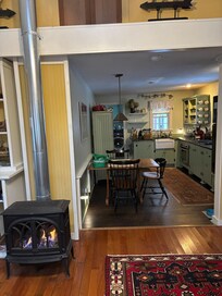 Entrance looking into the kitchen, the furnace was lovely!