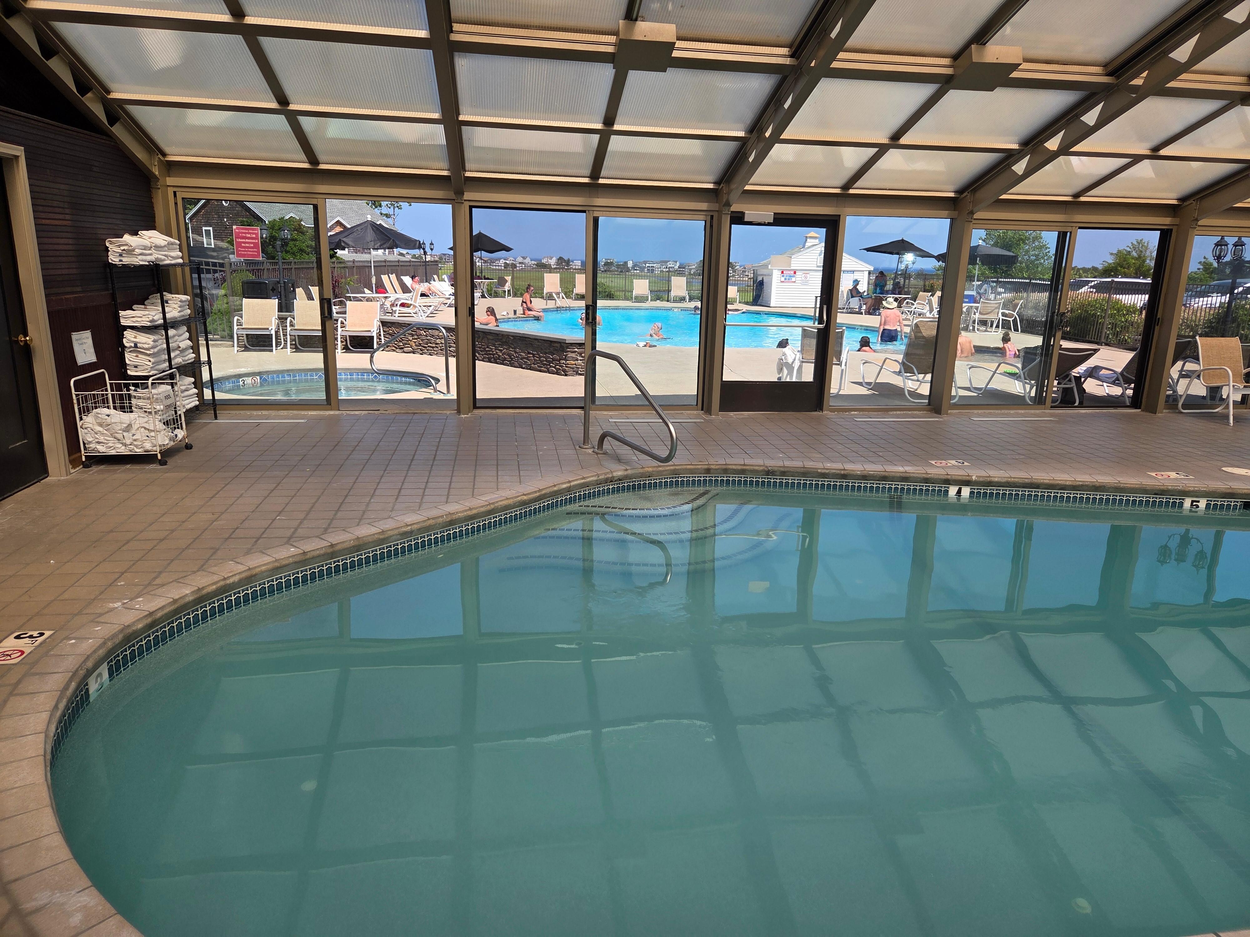 Indoor pool,  hot tub and outdoor pool