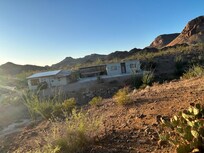 Picture does not do this house justice