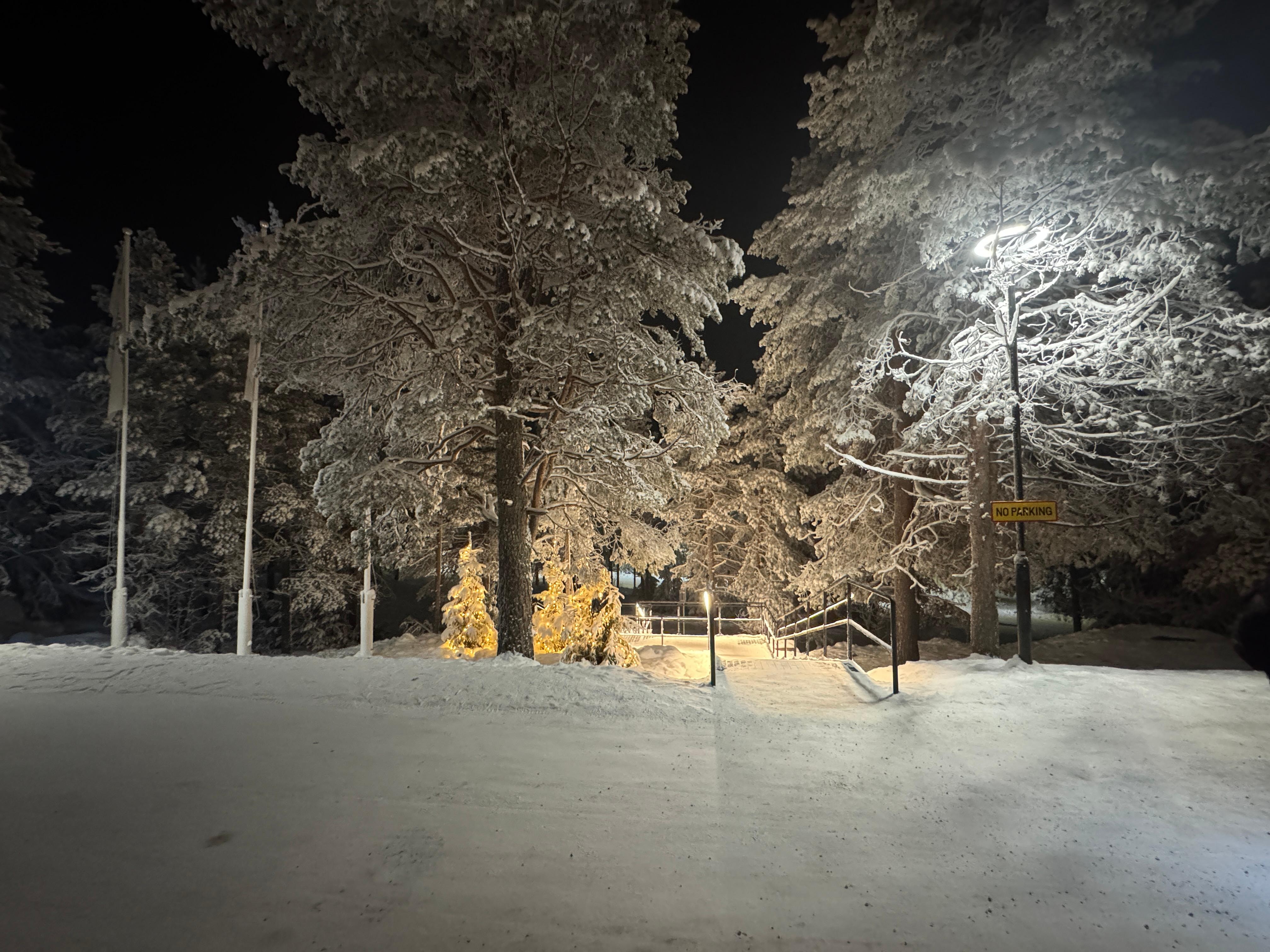 Vor dem Hoteleingang