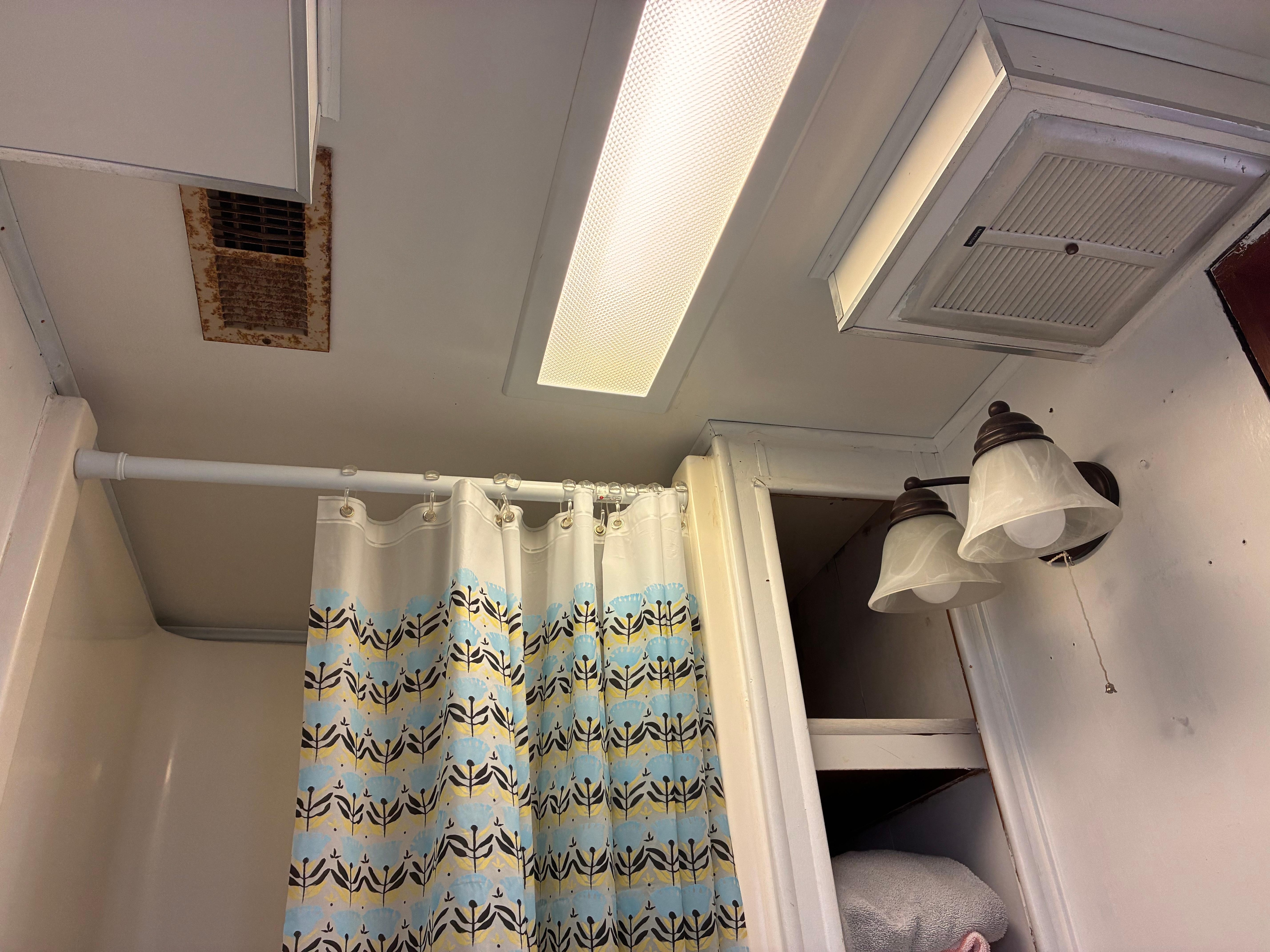 Rusted vent fan-easy upgrade-just needs a little TLC