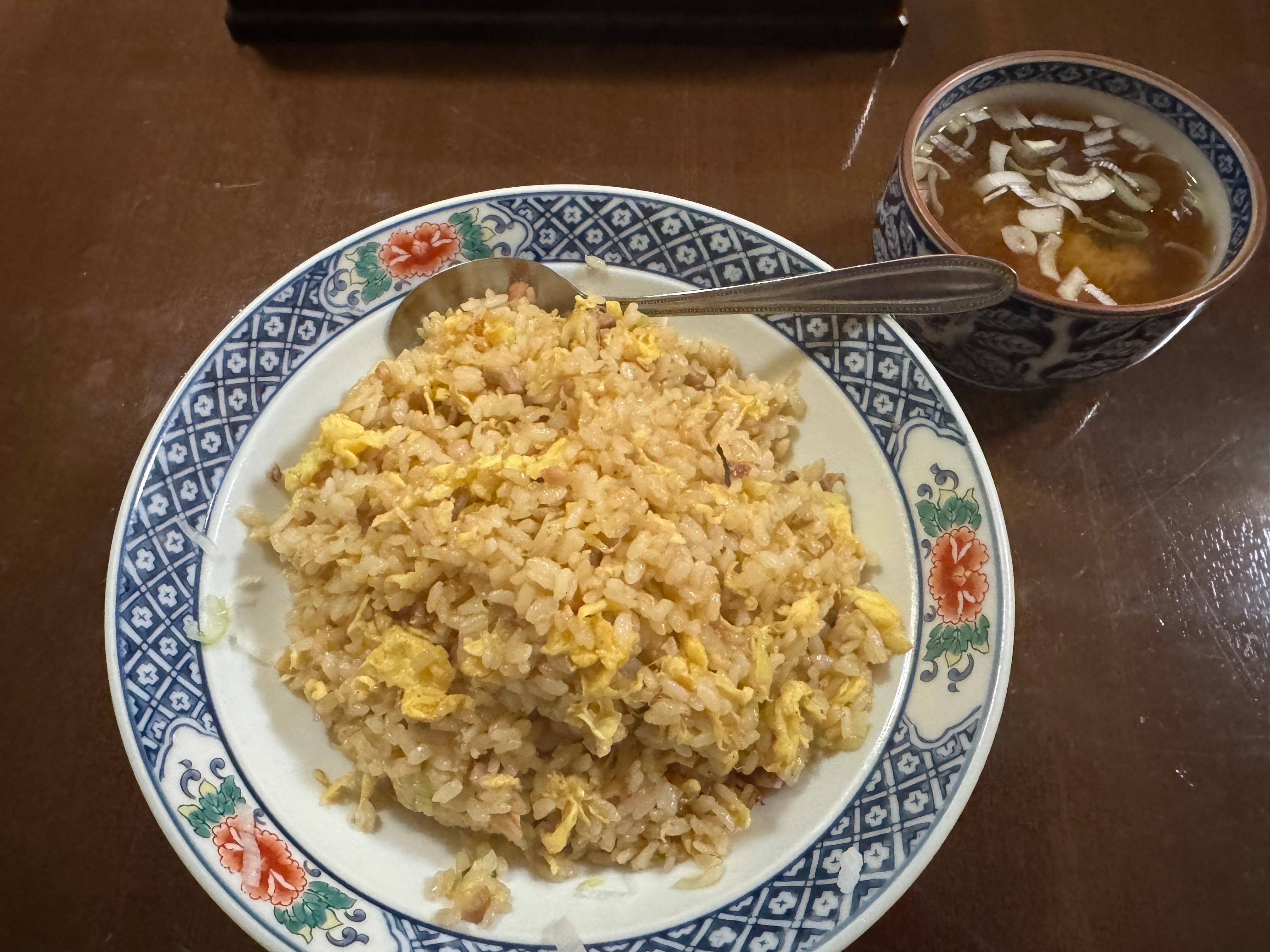 チャーハンの他に焼売もいただきました。とても美味しかったです。