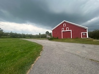 Beautiful event space barn