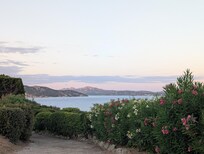 Blick auf die Bucht von Haus aus