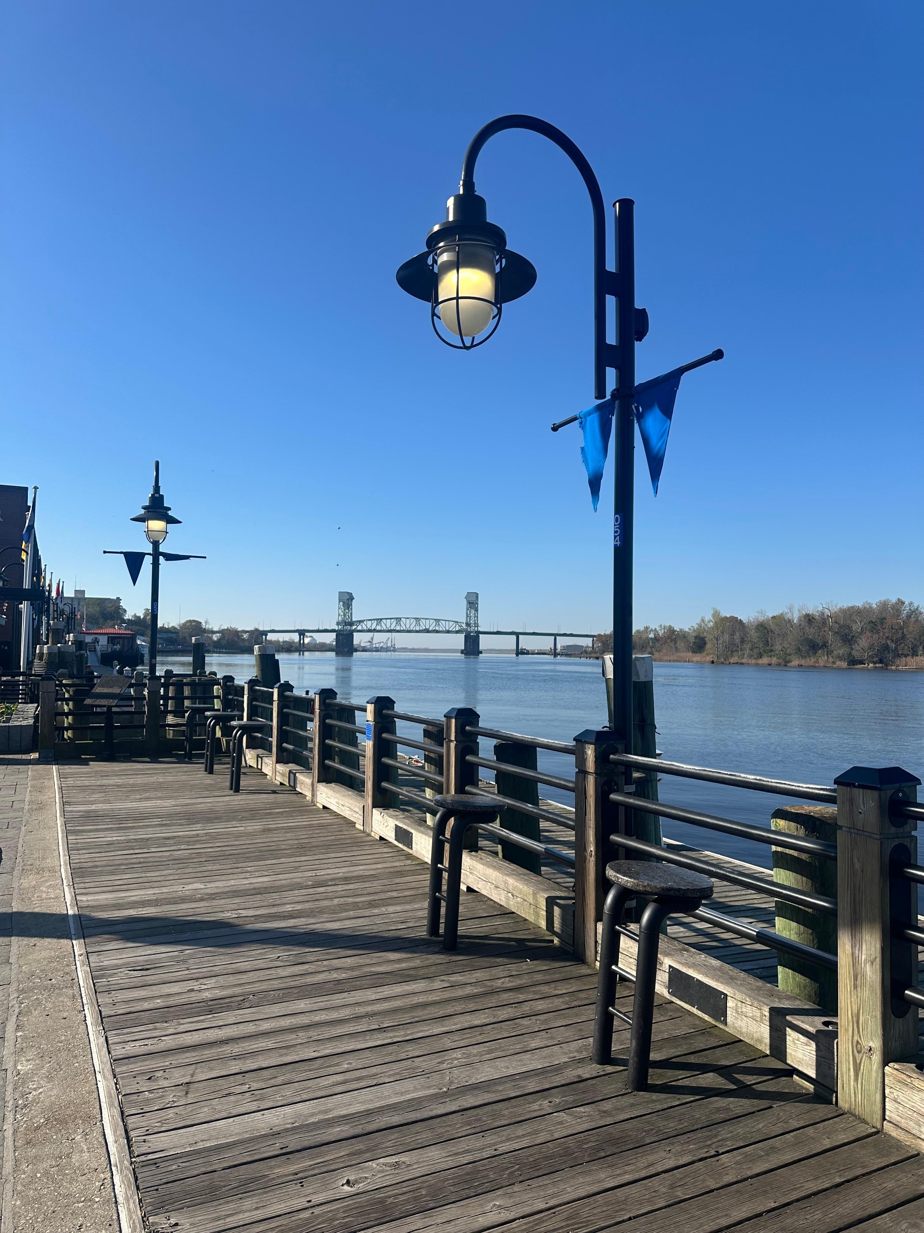 Just a few steps to the boardwalk. 