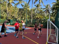 Basketball / tennis court