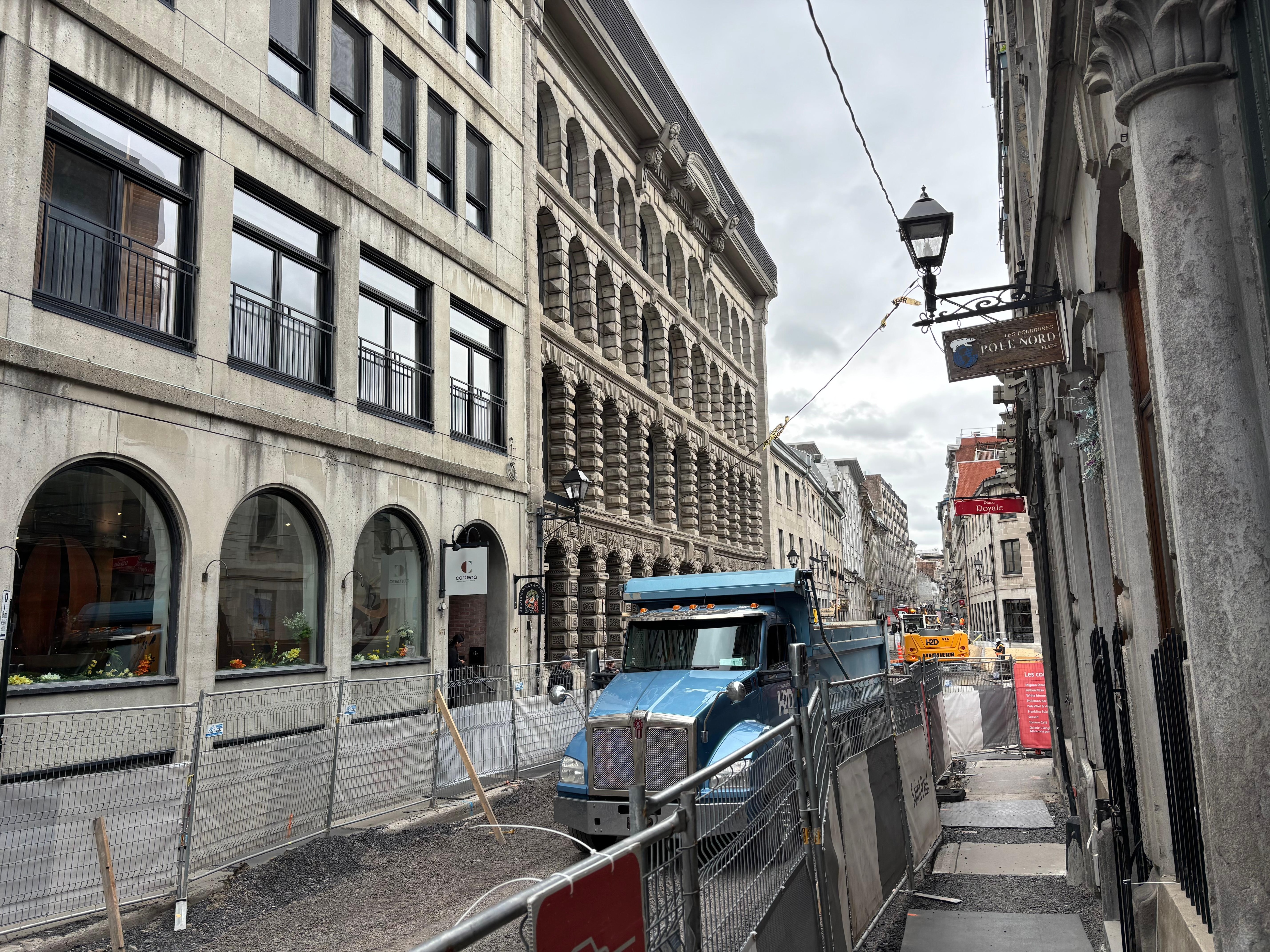 Construction in front of hotel. Noisy.