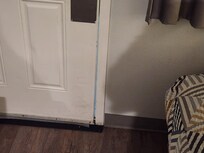 Gap in door to room