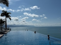 Spectacular rooftop pool