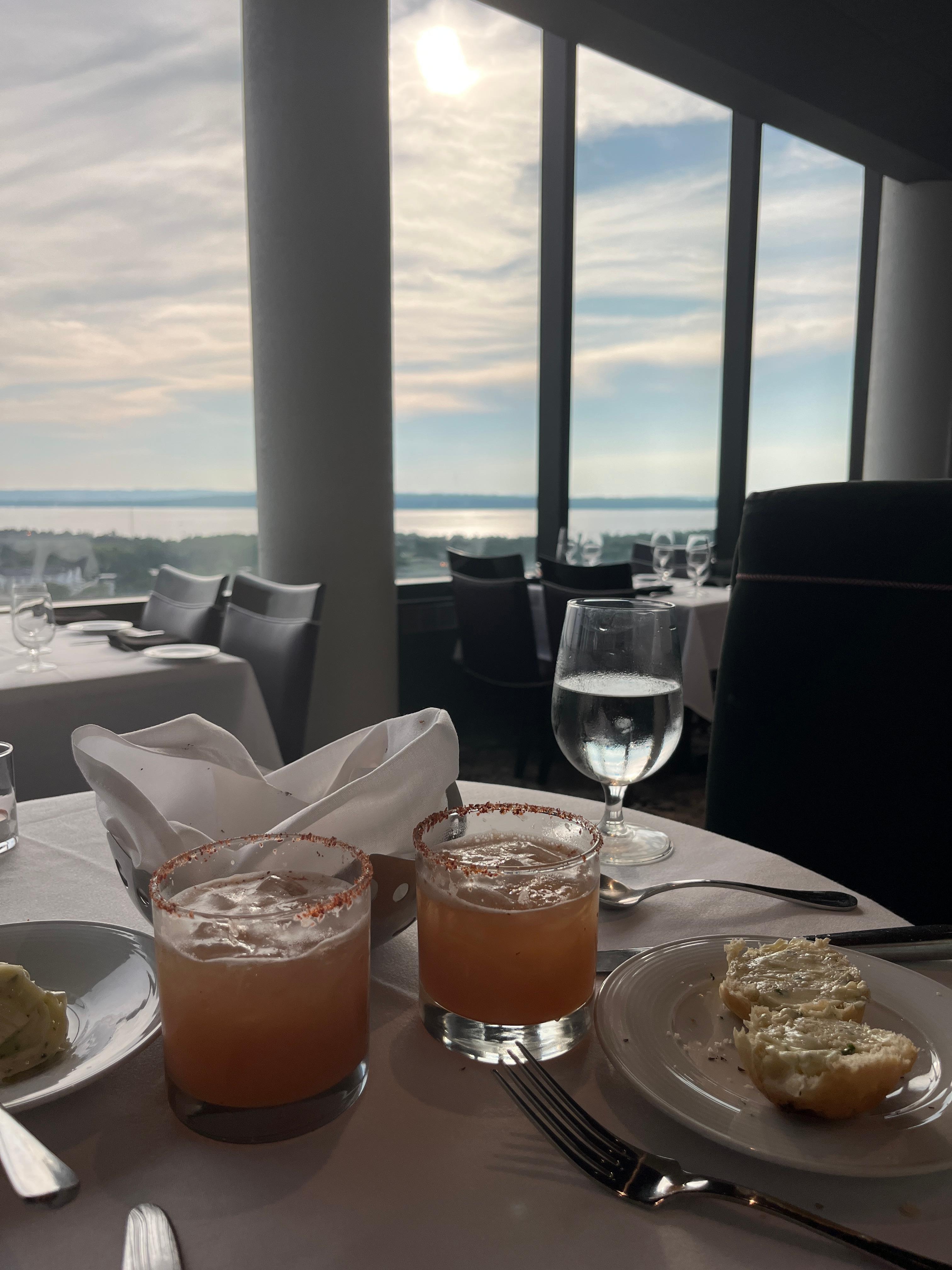Gorgeous view, great service and delicious food.