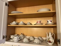 All dishes and supplies were in prestine shape